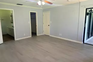 4075 N Palm Forest Dr Dr N, Delray Beach, FL 33445 - Photo 10