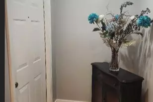 2011 Madeira Dr, Weston, FL 33327 - Photo 2