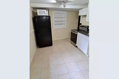 1521 N 59th Terrace #B, Hollywood, FL 33021 - Photo 2