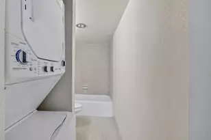 4174 Inverrary Dr, Lauderhill, FL 33319 - Photo 20