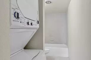 4174 Inverrary Dr, Lauderhill, FL 33319 - Photo 22