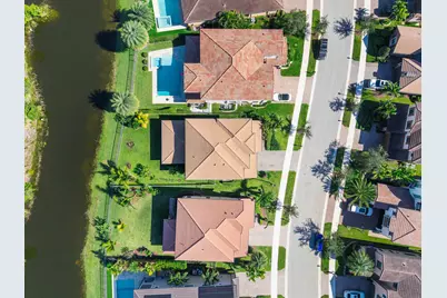 11425 Watercrest Circle E, Parkland, FL 33076 - Photo 10