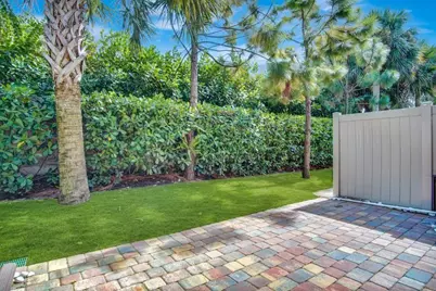 2374 Post Street, Palm Springs, FL 33406 - Photo 22