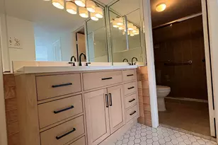 879 NE 195th St, Miami, FL 33179 - Photo 30