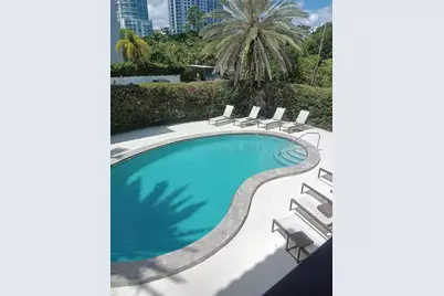 924 SE 2nd Street #11, Fort Lauderdale, FL 33301 - Photo 2