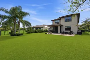 127 SE Courances Dr, Port Saint Lucie, FL 34984 - Photo 2