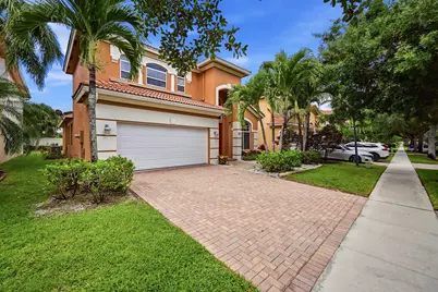 421 Gazetta Way, West Palm Beach, FL 33413 - Photo 2
