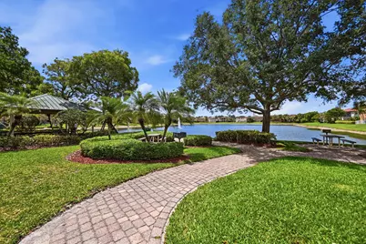 421 Gazetta Way, West Palm Beach, FL 33413 - Photo 62