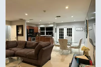 7932 Tropicana Street, Miramar, FL 33023 - Photo 8