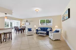 34 Colonial Club Dr, Boynton Beach, FL 33435 - Photo 2
