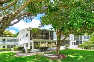 57 Canterbury, West Palm Beach, FL 33417 - Photo 24