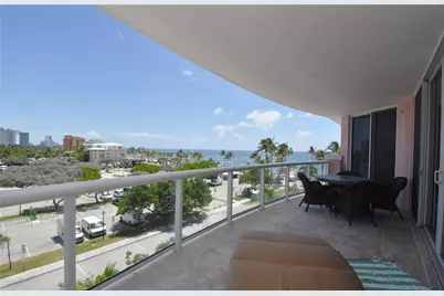 2051 SE 3rd Street #509, Deerfield Beach, FL 33441 - Photo 2