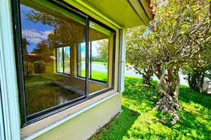 566 Village Lake Dr, Weston, FL 33326 - Photo 32