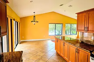 566 Village Lake Dr, Weston, FL 33326 - Photo 34