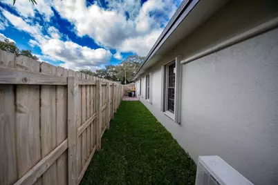 110 NW 6th Avenue, Dania Beach, FL 33004 - Photo 12
