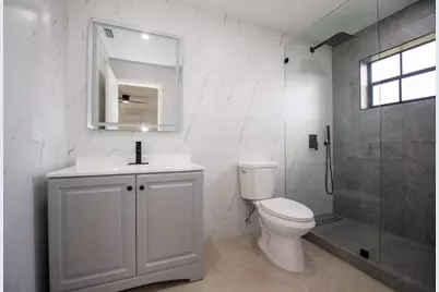 110 NW 6th Avenue, Dania Beach, FL 33004 - Photo 38