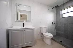 110 NW 6th Ave, Dania Beach, FL 33004 - Photo 38