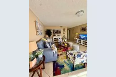 12 Lake Vista Trail #201, Port Saint Lucie, FL 34952 - Photo 8