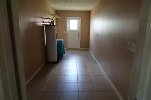 601 SE Polynesian Ave, Port Saint Lucie, FL 34983 - Photo 8