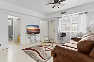 1450 W 37th St, Hialeah, FL 33012 - Photo 20