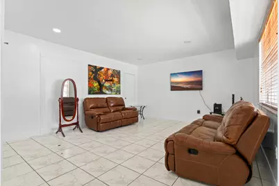1450 W 37th Street, Hialeah, FL 33012 - Photo 18
