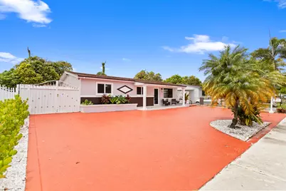 1450 W 37th Street, Hialeah, FL 33012 - Photo 2