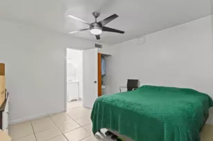 1450 W 37th St, Hialeah, FL 33012 - Photo 40
