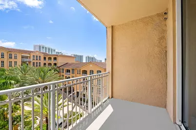 3001 NE 185th Street #536, Aventura, FL 33180 - Photo 14