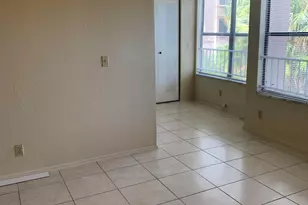 2900 S University Dr, Davie, FL 33328 - Photo 8