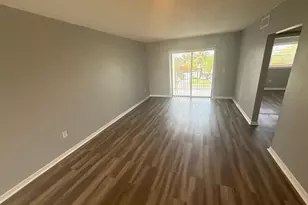 2605 NW 135th St, Opa Locka, FL 33167 - Photo 2