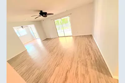 2466 44th Avenue, Vero Beach, FL 32966 - Photo 2