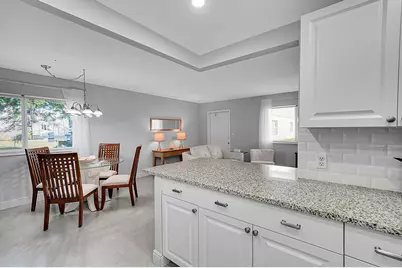 646 Flanders N, Delray Beach, FL 33484 - Photo 12