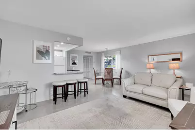 646 Flanders N, Delray Beach, FL 33484 - Photo 8