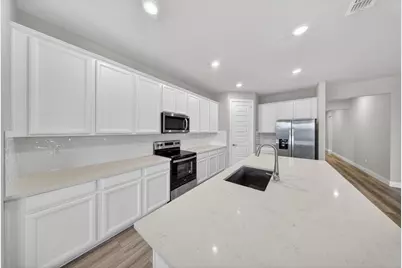 6632 NW Cloverdale Avenue, Port Saint Lucie, FL 34987 - Photo 12