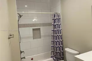 9265 NW 16th St, Pembroke Pines, FL 33024 - Photo 12