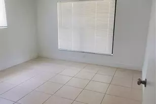 1421 NW 114th Ave, Pembroke Pines, FL 33026 - Photo 16