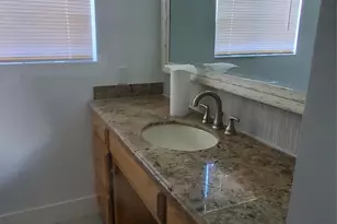 1421 NW 114th Ave, Pembroke Pines, FL 33026 - Photo 18