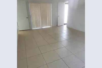 1421 NW 114th Avenue, Pembroke Pines, FL 33026 - Photo 10