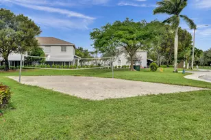 1488 SW 47th Ave, Deerfield Beach, FL 33442 - Photo 38