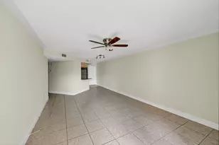 8363 Lake Dr, Doral, FL 33166 - Photo 6