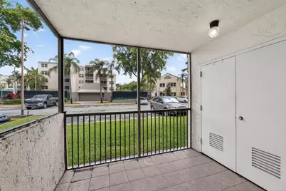 8373 Lake Drive #101, Doral, FL 33166 - Photo 6