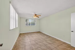 8373 Lake Dr, Doral, FL 33166 - Photo 10