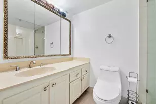 2751 S Ocean Dr, Hollywood, FL 33019 - Photo 16