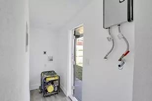 6143 SW 40th St, Miramar, FL 33023 - Photo 18