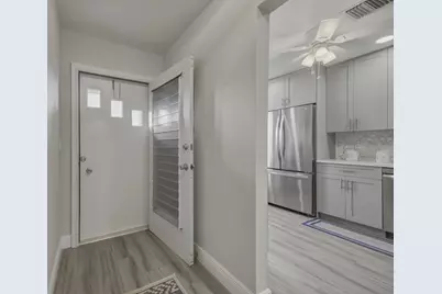 5800 W Fernley Dr W #9, Greenacres, FL 33415 - Photo 4