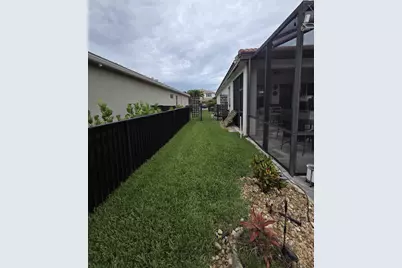 3011 Strada Court, Royal Palm Beach, FL 33411 - Photo 6
