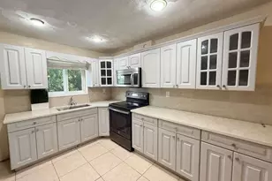 2210 Taylor St, Hollywood, FL 33020 - Photo 6
