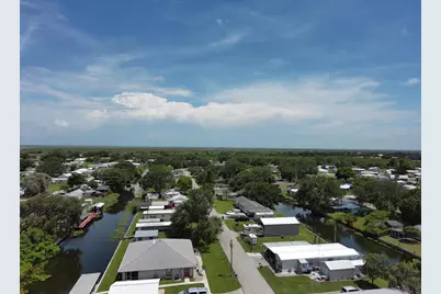 1013 9th Street, Okeechobee, FL 34974 - Photo 12