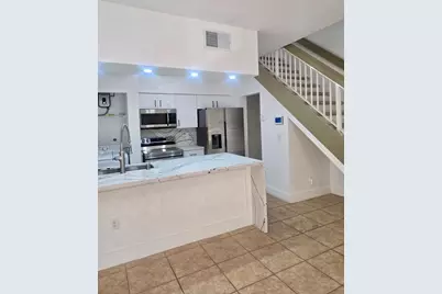 18338 NW 68th Avenue #B, Hialeah, FL 33015 - Photo 10
