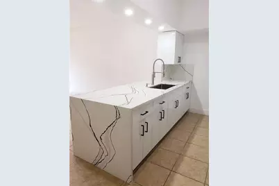 18338 NW 68th Avenue #B, Hialeah, FL 33015 - Photo 6